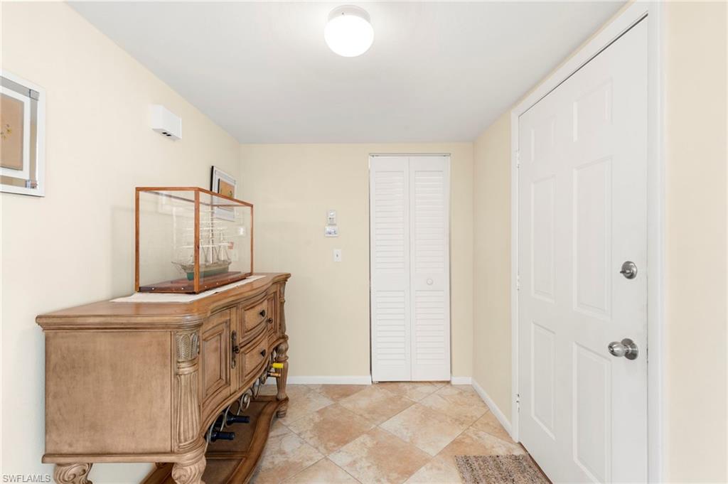 921 Seagrape Dr # 404b Property Photo 2