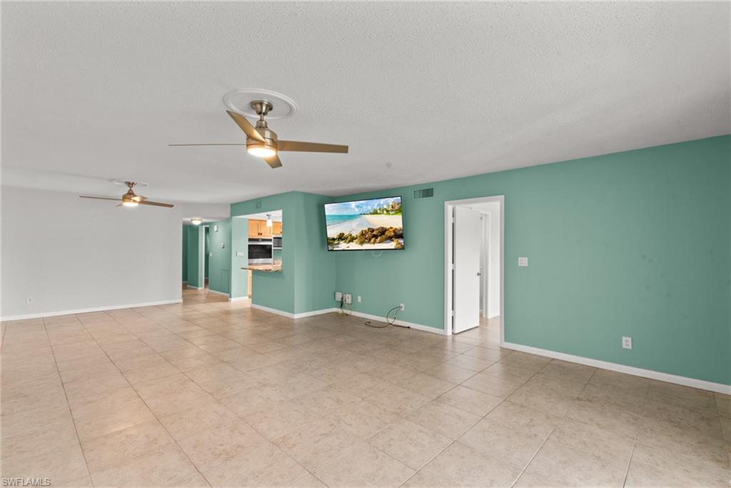 304 Tudor Dr # 4 Property Photo 19