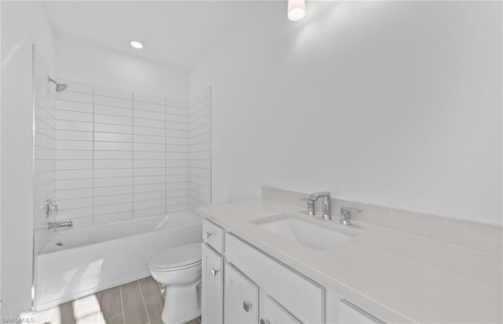 1883 Sierra Ct Property Photo 15