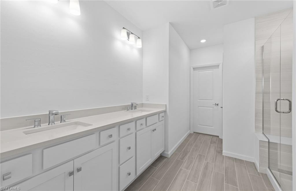 1883 Sierra Ct Property Photo 21