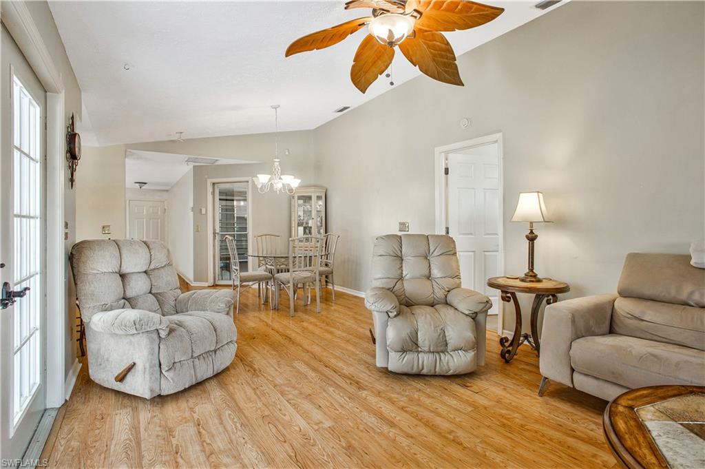 10890 Orangewood Dr Property Photo 3