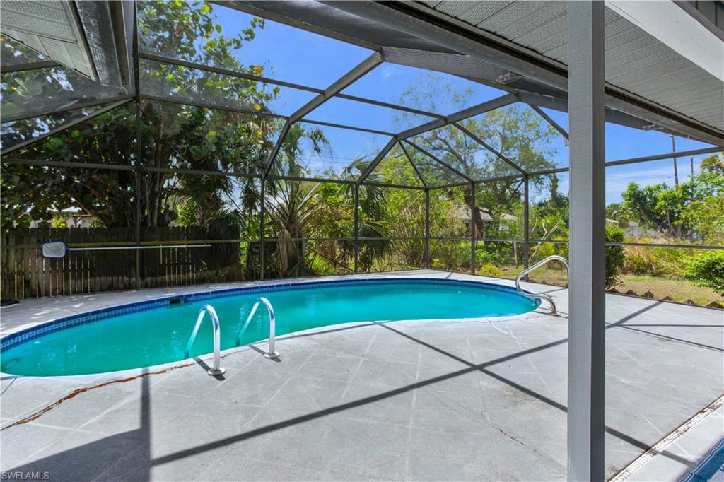 10890 Orangewood Dr Property Photo 14