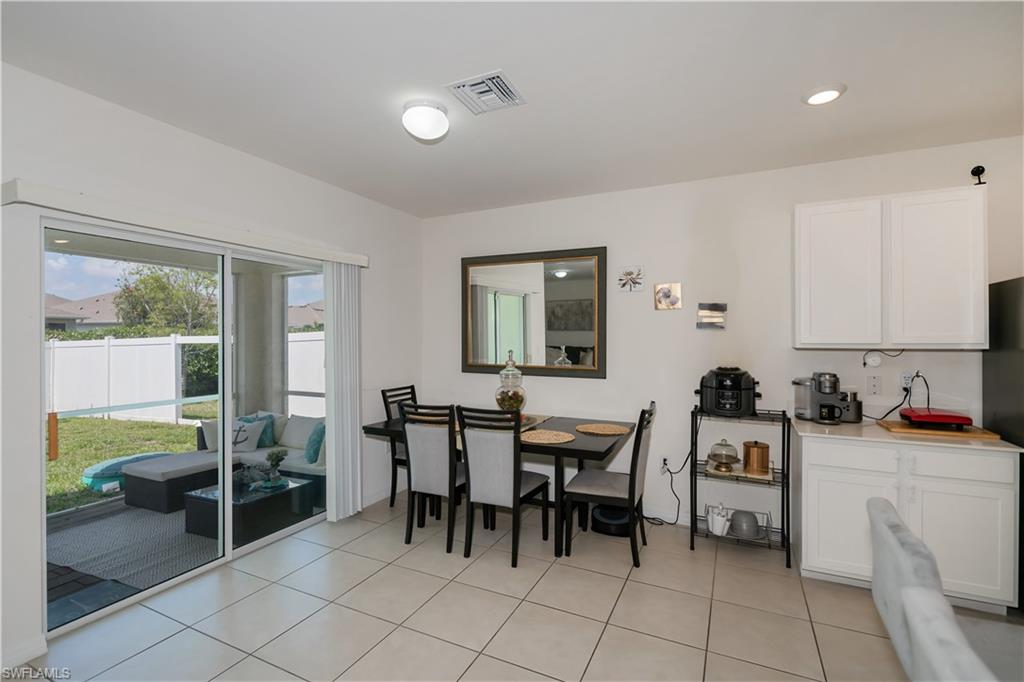 3318 Acapulco Cir Property Photo 12