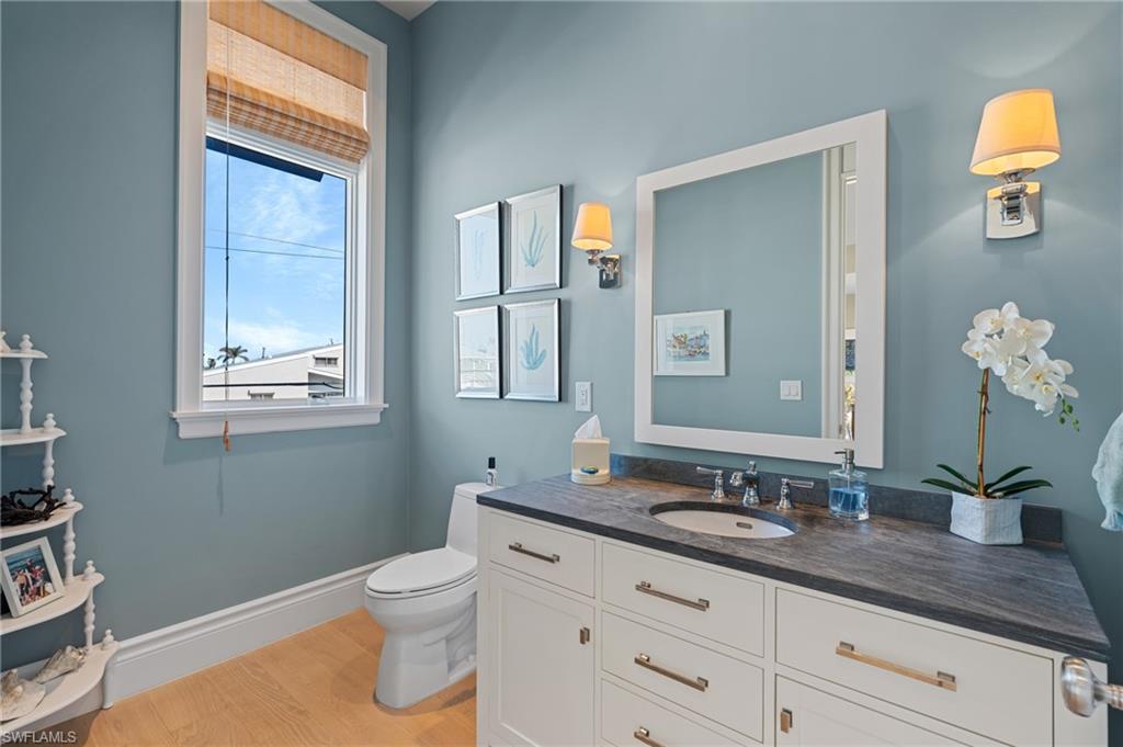 5230 Estero Blvd # 6 Property Photo 20