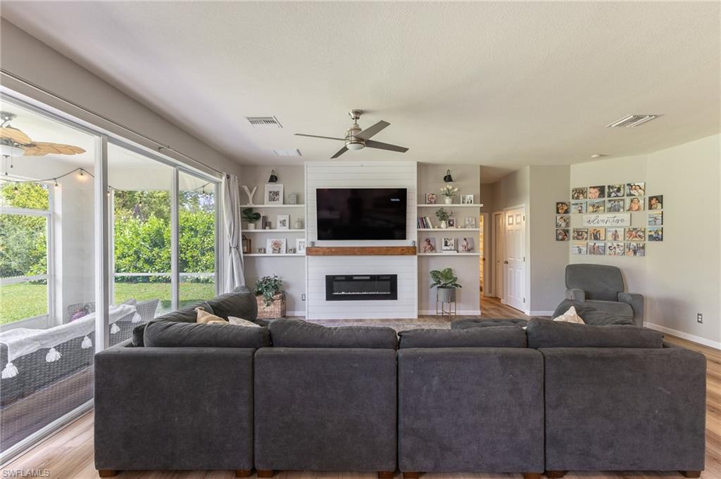 14179 Danpark Loop Property Photo 6