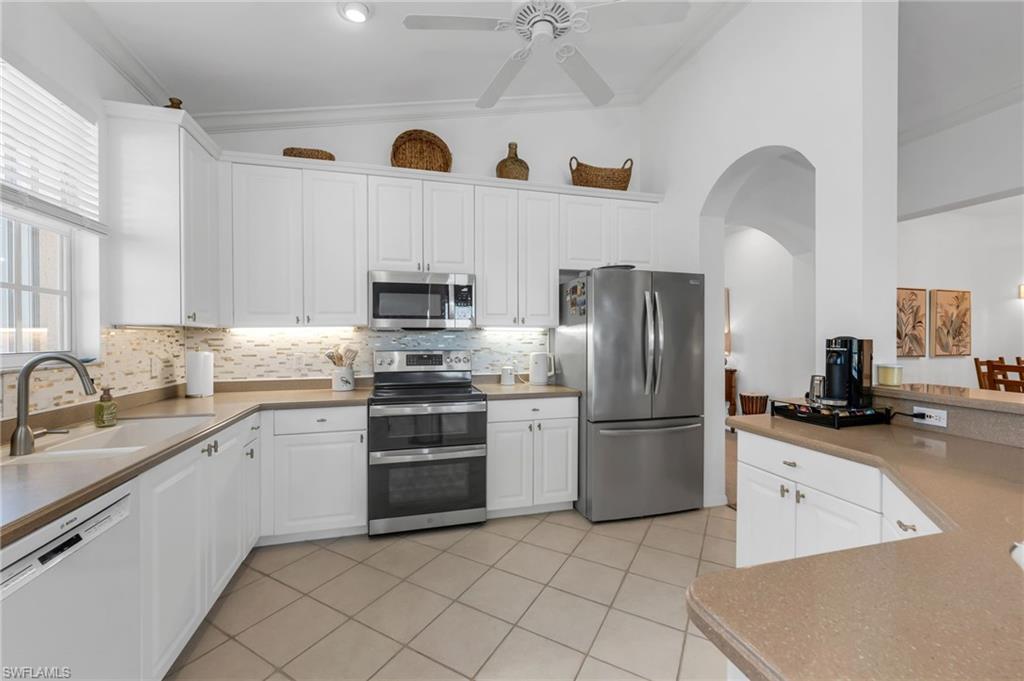 8981 Palmas Grandes Blvd # 202 Property Photo 4