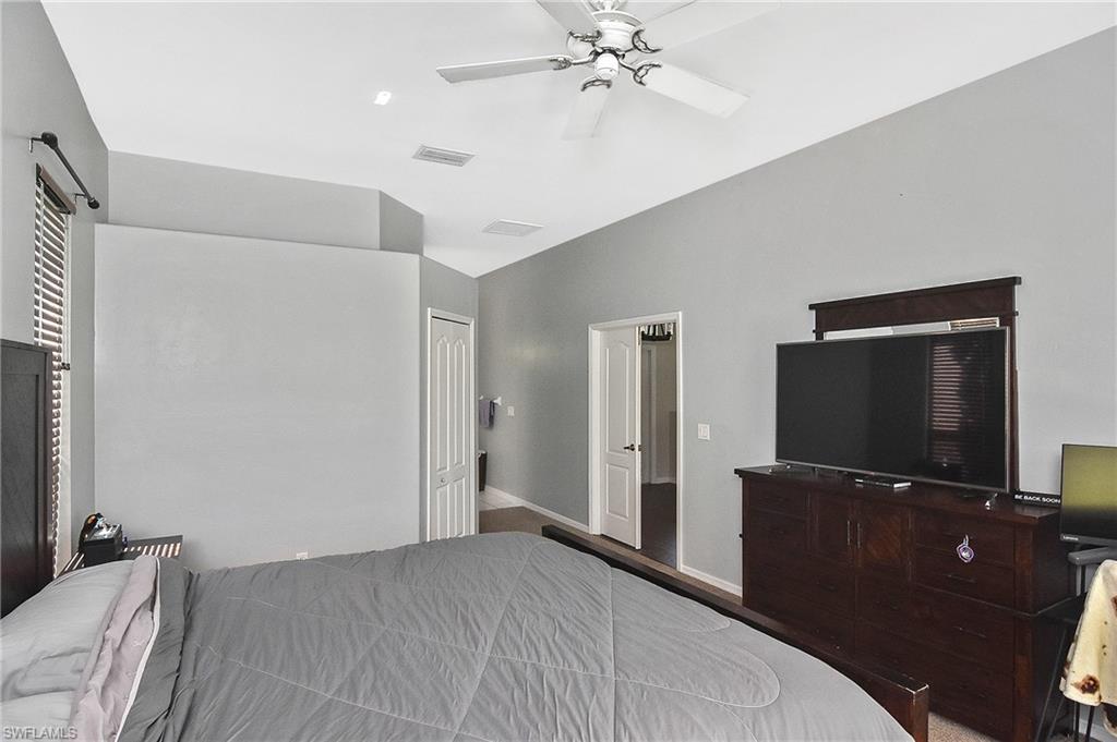 9713 Devonwood Ct Property Photo 16
