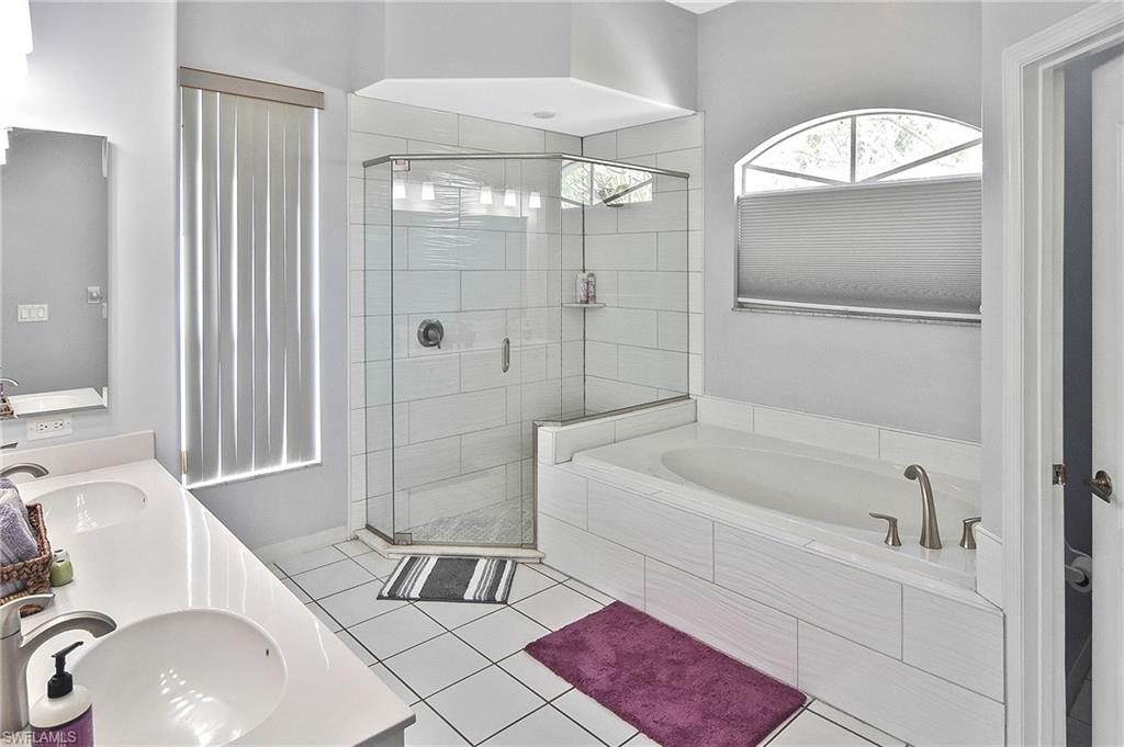 9713 Devonwood Ct Property Photo 19