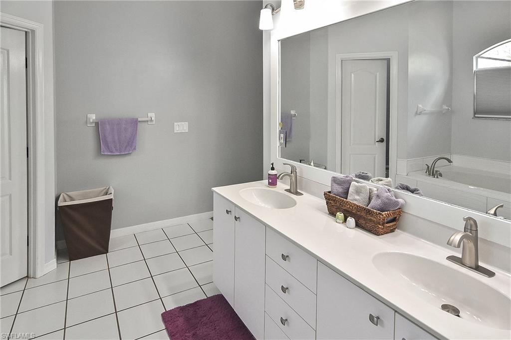9713 Devonwood Ct Property Photo 23