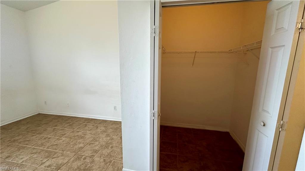 4299 Bellasol Cir # 2621 Property Photo 11