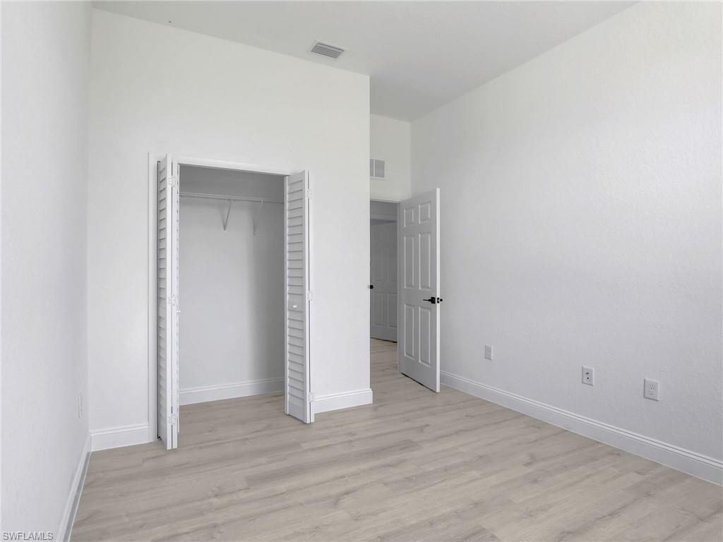 633 Cane St E Property Photo 21