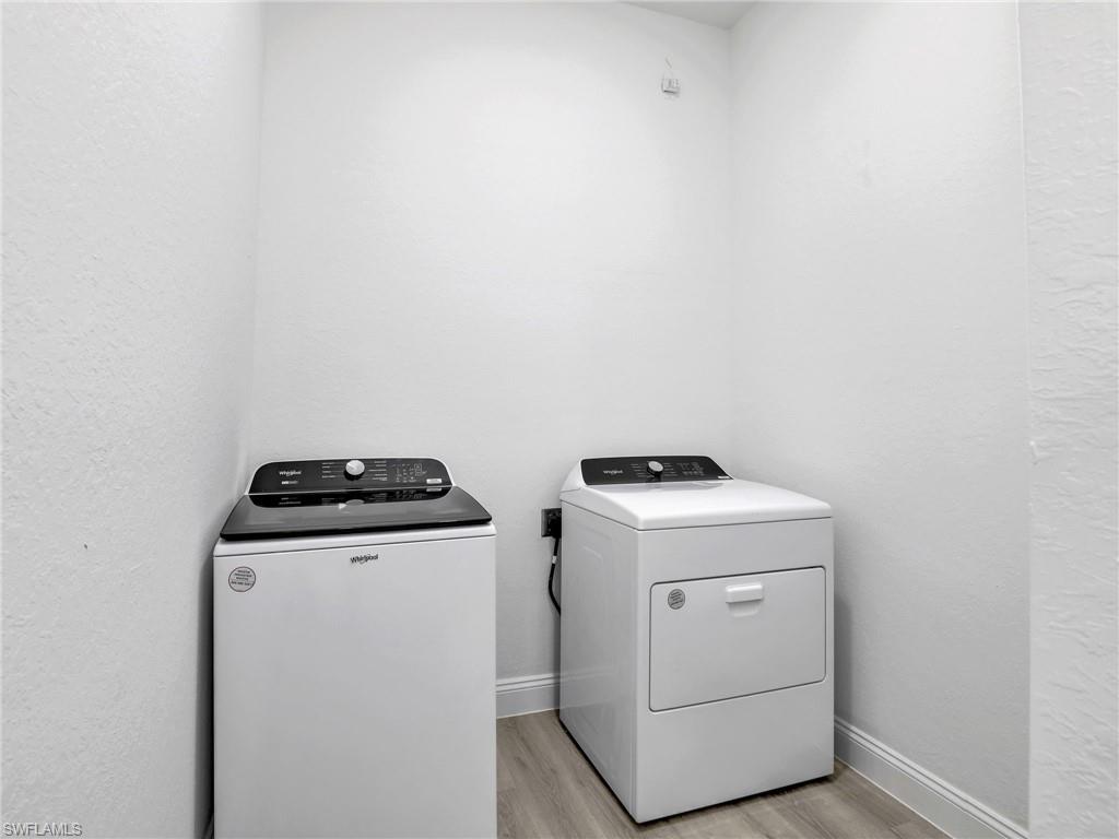 633 Cane St E Property Photo 22