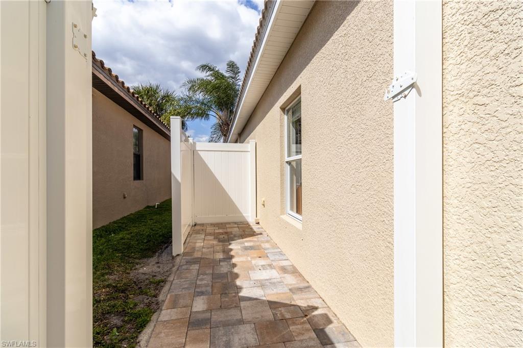 9358 Via Murano Ct Property Photo 36