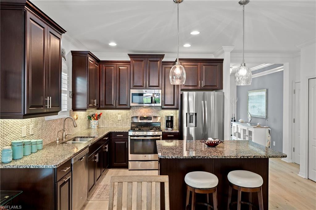 4475 Watercolor Way Property Photo 12