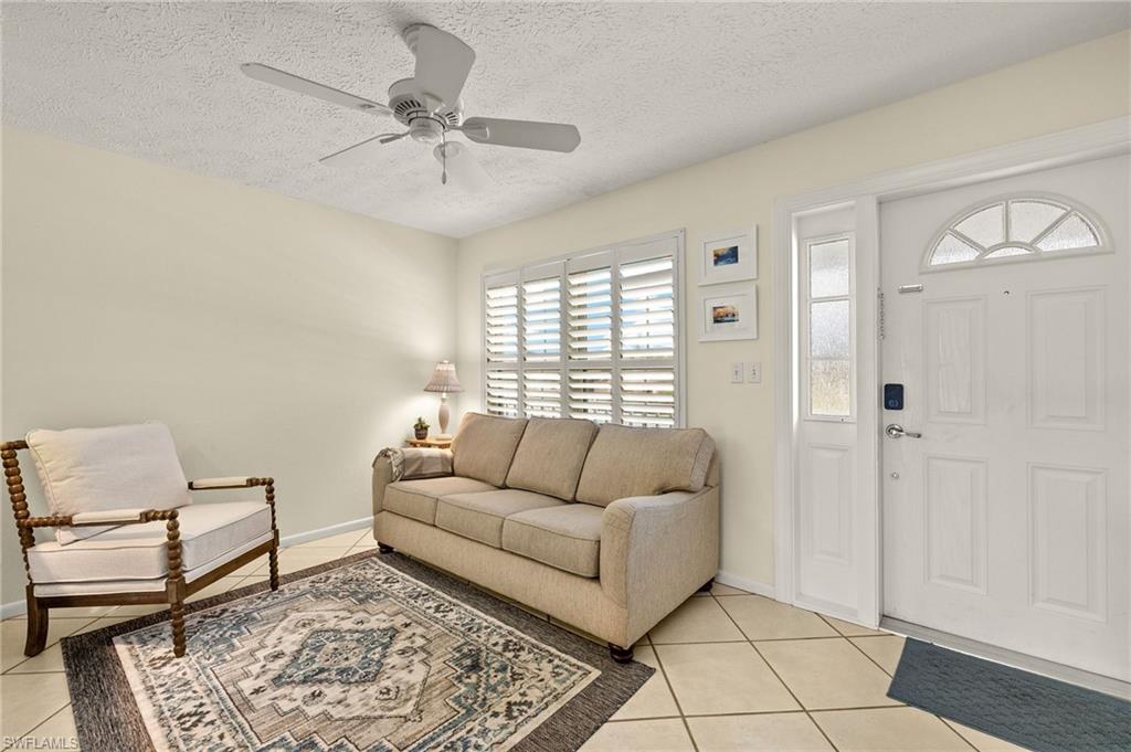 1827 Se 41st St # 2e Property Photo 3