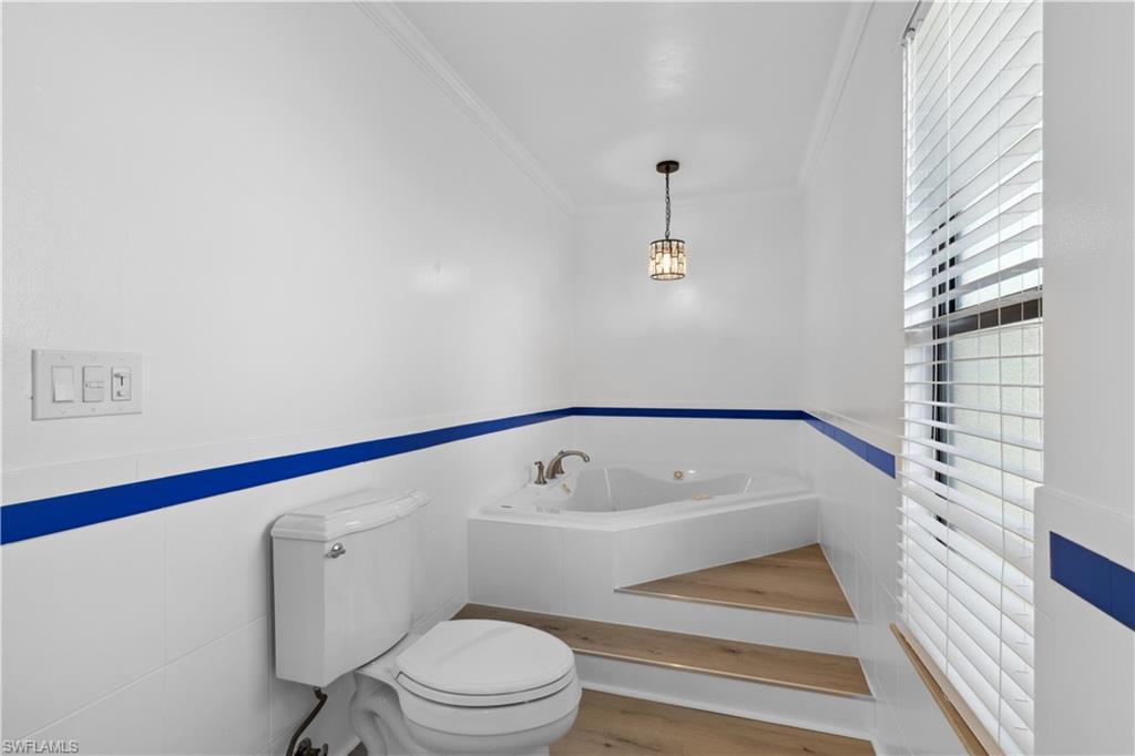 2213 Royal Ln Property Photo 17