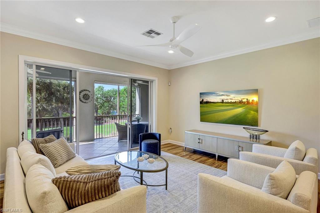 9041 Whimbrel Watch Ln # 201 Property Photo 5