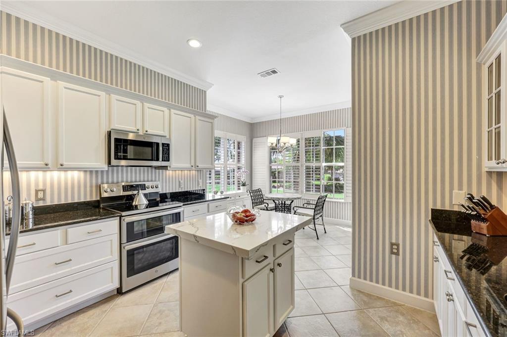 9041 Whimbrel Watch Ln # 201 Property Photo 11