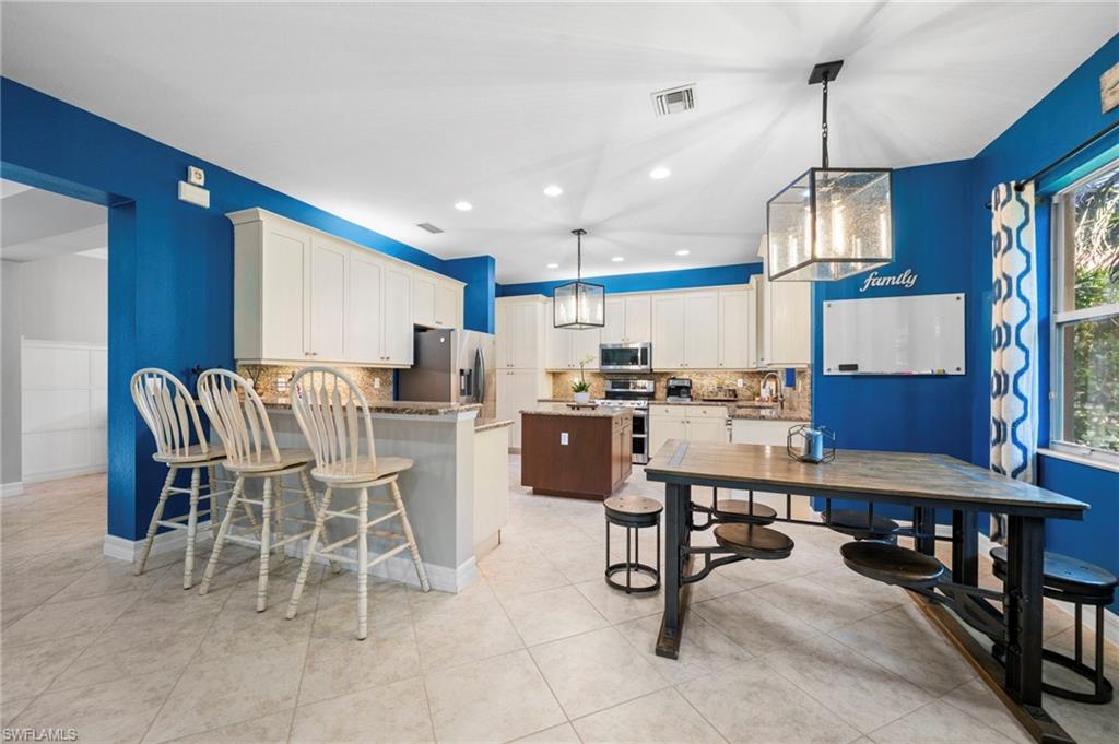 6717 Marbella Ln Property Photo 12