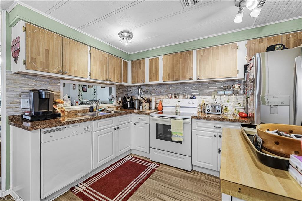 4931 Gulfgate Ln Property Photo 26