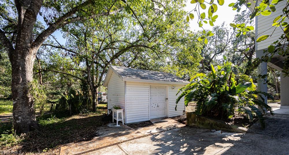 1801 Riverside Ave Property Photo 23