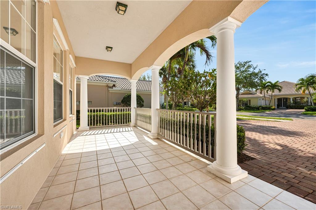 8013 Wilfredo Ct Property Photo 3