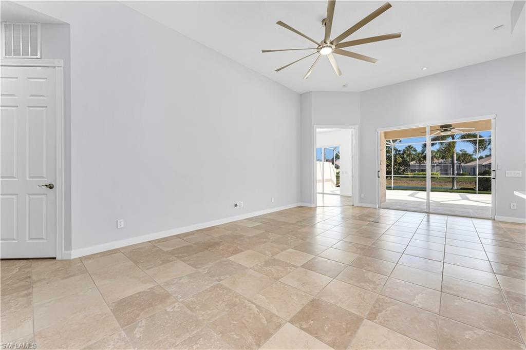 8013 Wilfredo Ct Property Photo 6