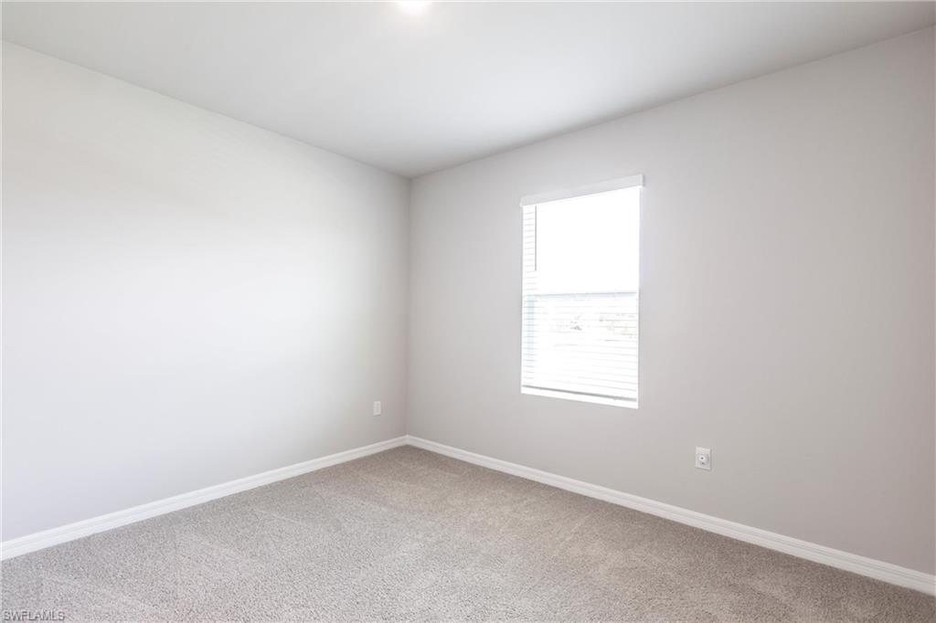 20241 Camino Torcido Loop Property Photo 19