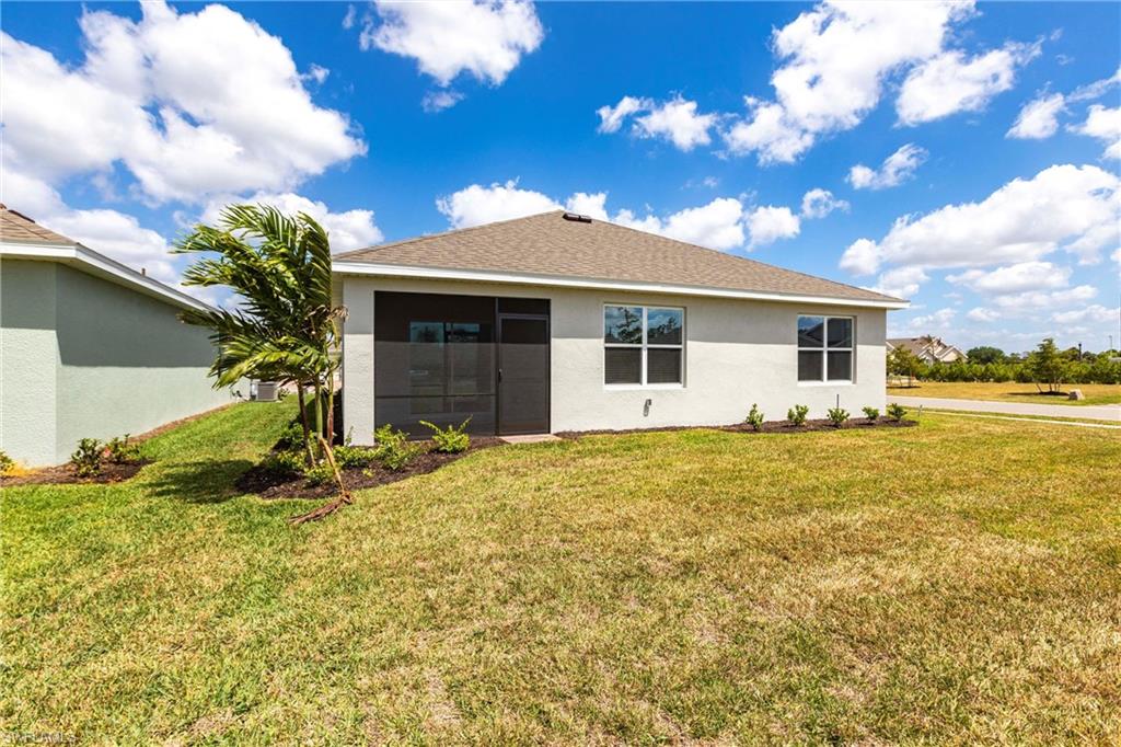 20241 Camino Torcido Loop Property Photo 35