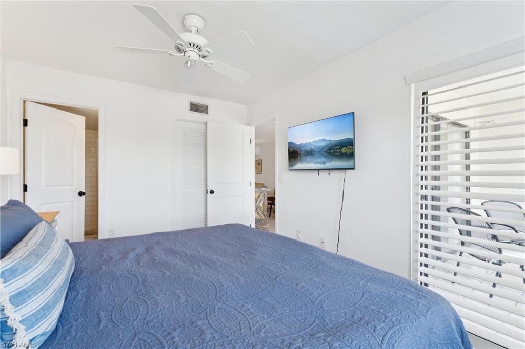 6893 Estero Blvd # 425 Property Photo 16