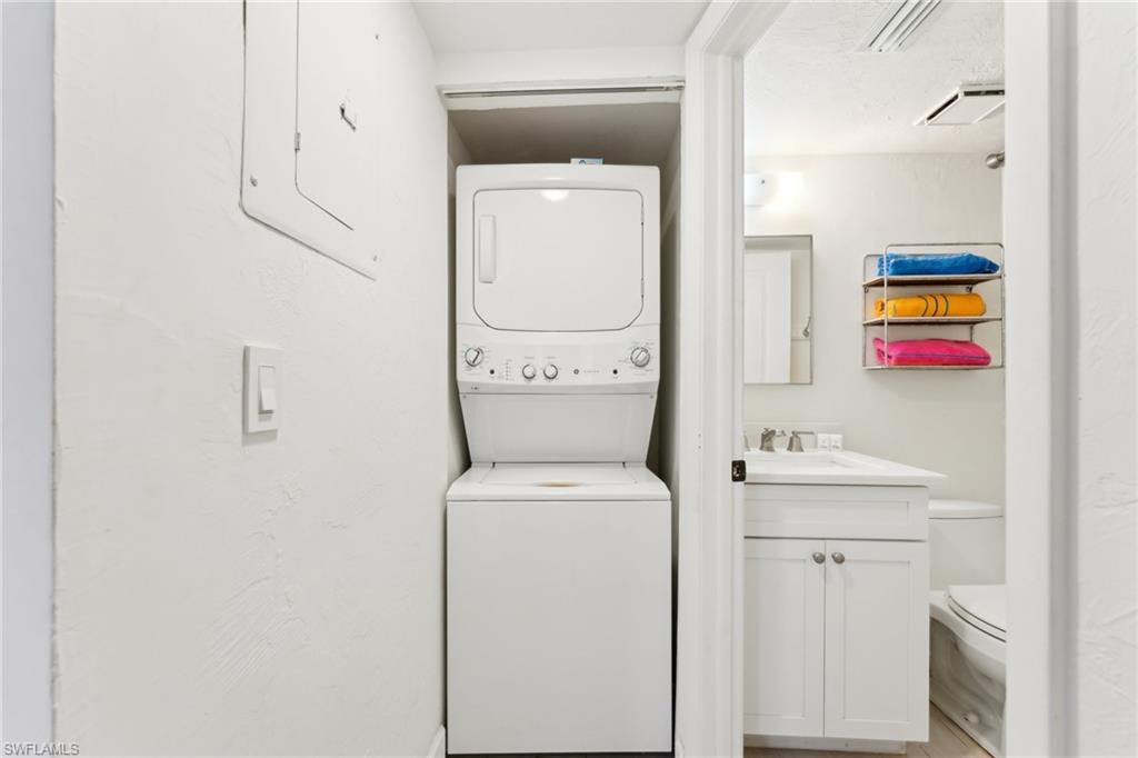 6893 Estero Blvd # 425 Property Photo 21