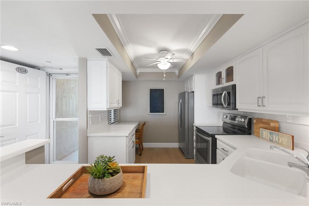 2800 Estero Blvd # 1104 Property Photo 11