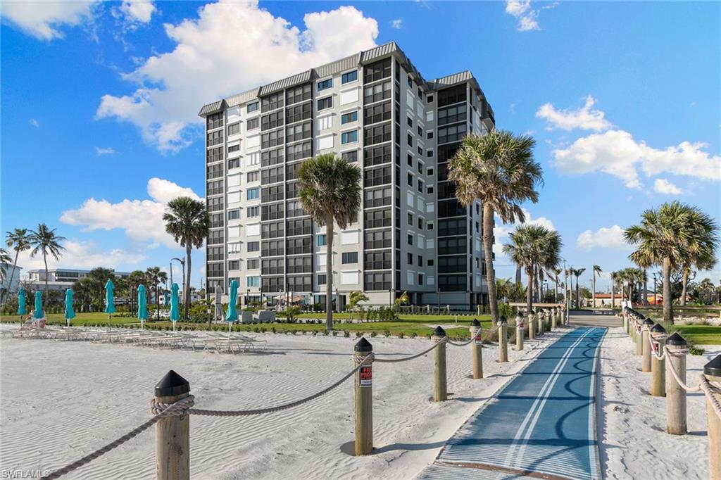 2800 Estero Blvd # 1104 Property Photo 45