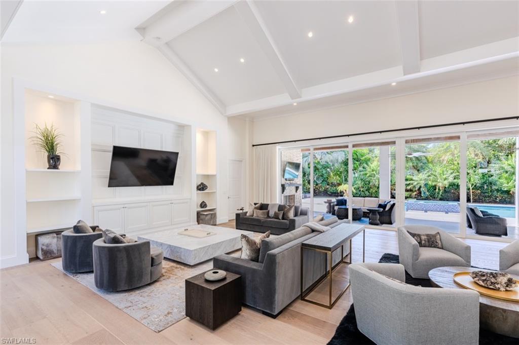 702 Bobwhite Ln Property Photo 5