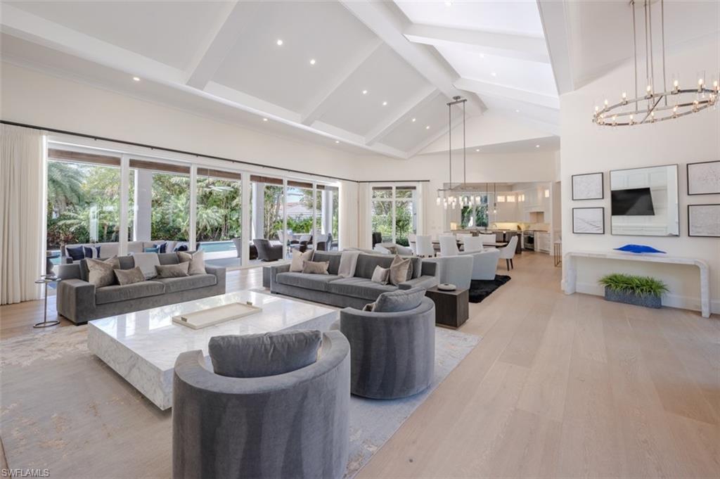 702 Bobwhite Ln Property Photo 6