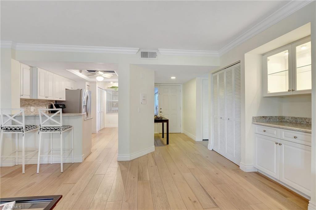 630 Wiggins Bay Dr # A11 Property Photo 5