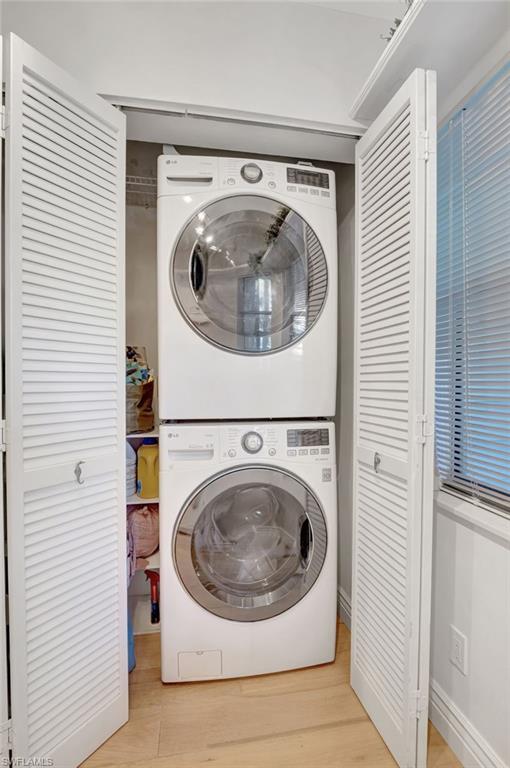 630 Wiggins Bay Dr # A11 Property Photo 11