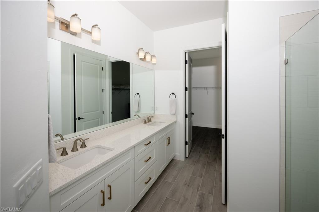 17554 Terracina Dr Property Photo 24