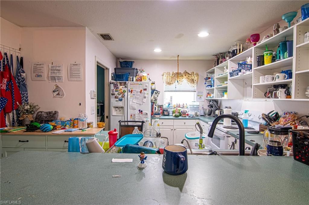 1412 Ne 1st St Property Photo 9