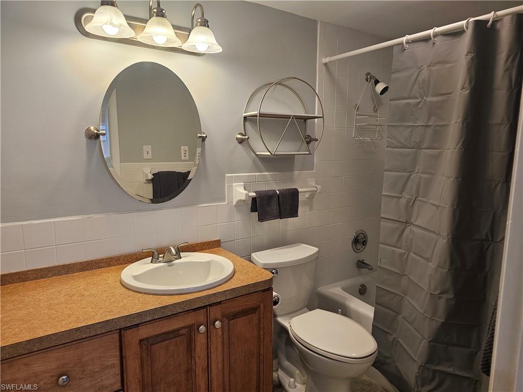 7400 Estero Blvd # 214 Property Photo 28