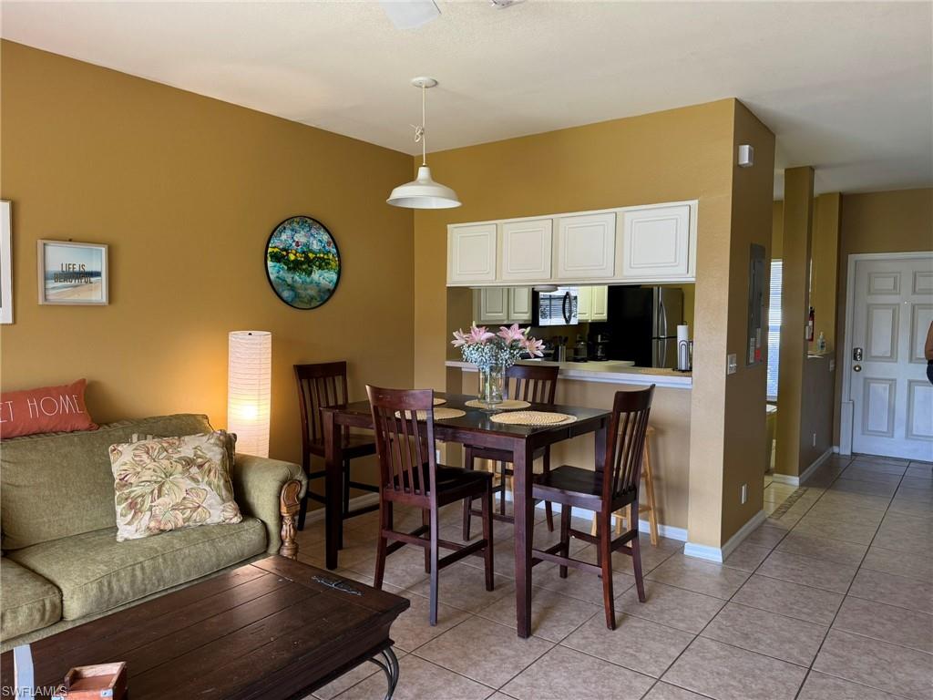 8144 Pacific Beach Dr Property Photo 4