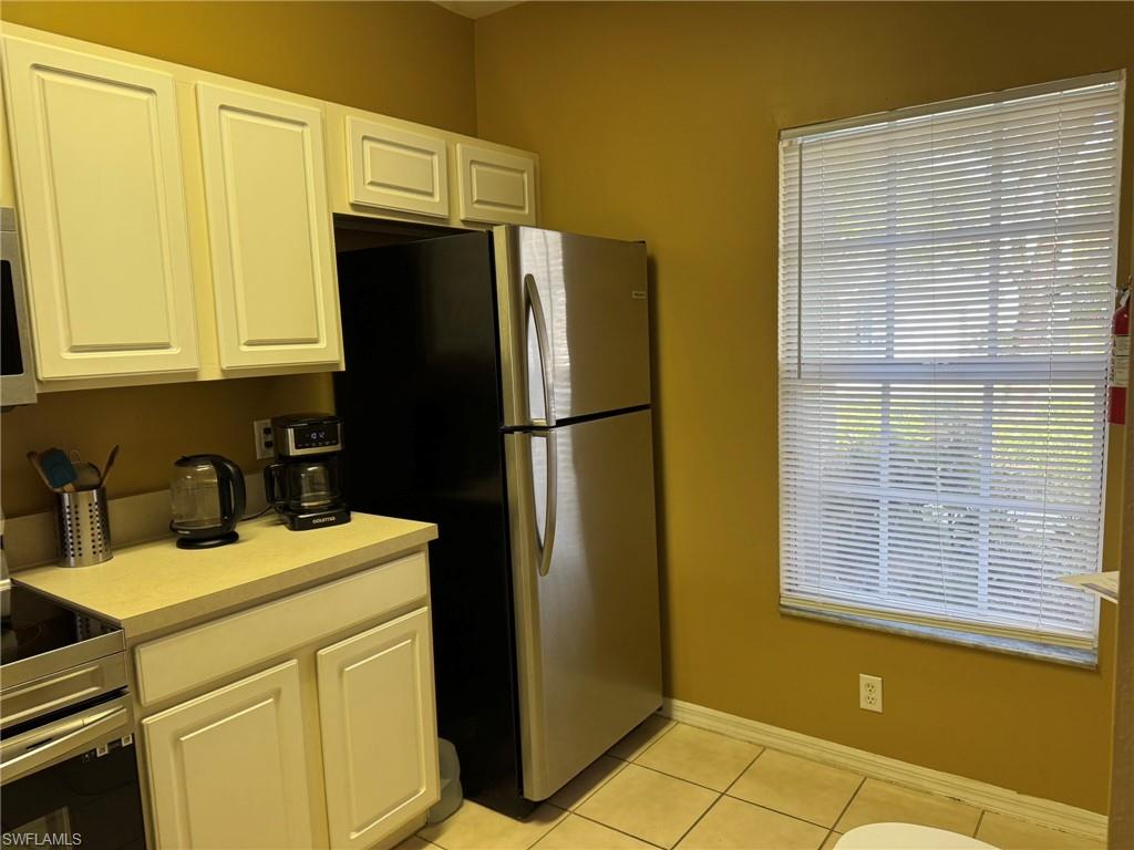 8144 Pacific Beach Dr Property Photo 7