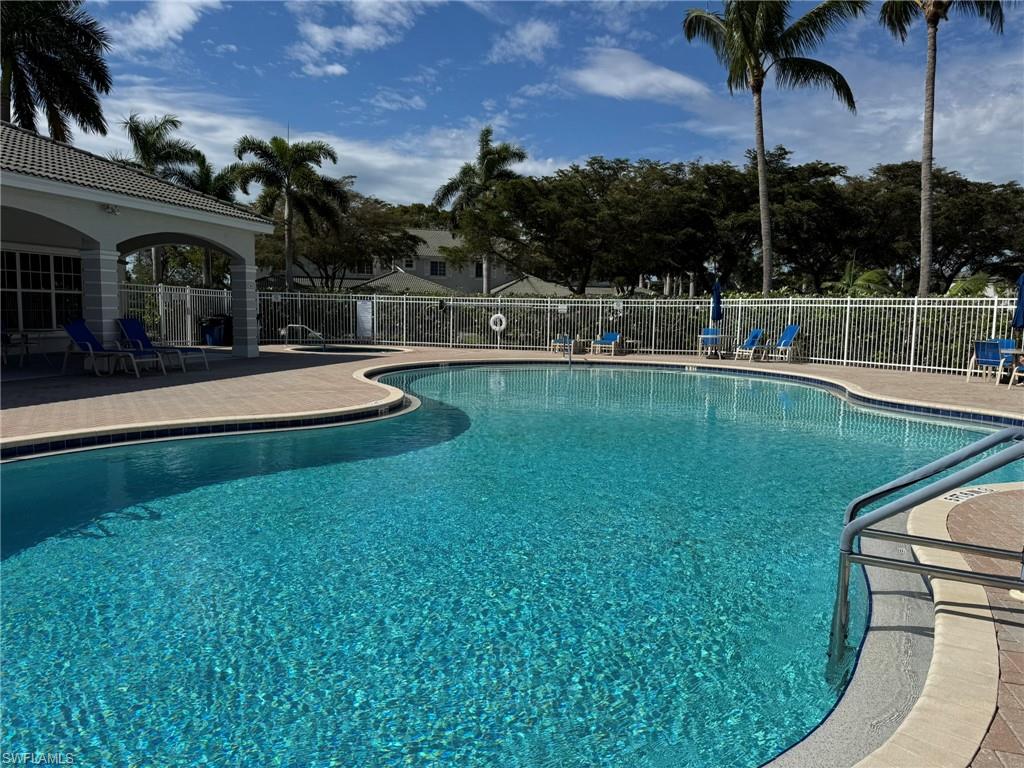 8144 Pacific Beach Dr Property Photo 23