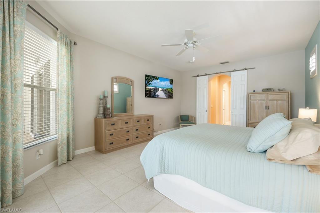13990 Reflection Lakes Dr Property Photo 12
