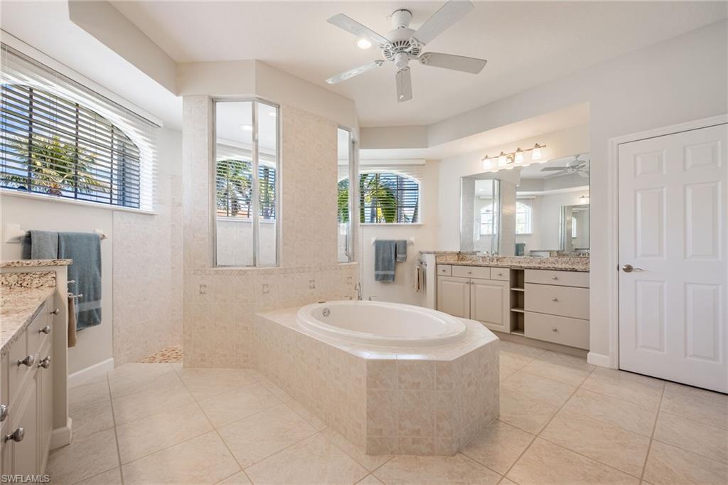 13990 Reflection Lakes Dr Property Photo 15