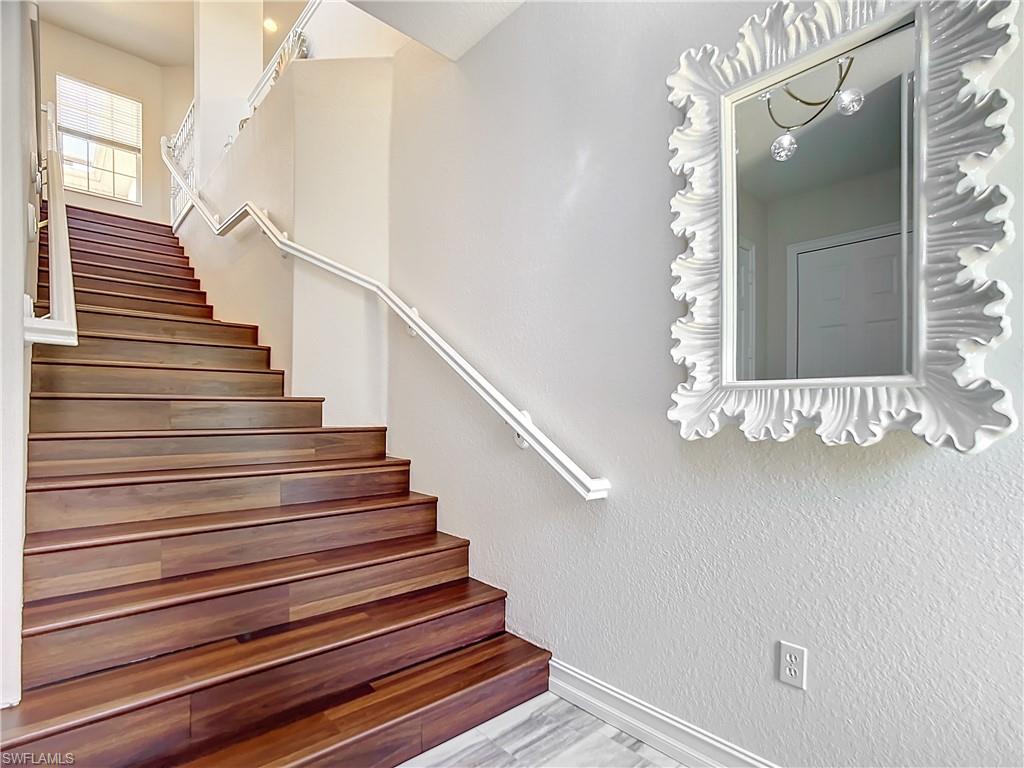 4752 Stratford Ct # 1404 Property Photo 5