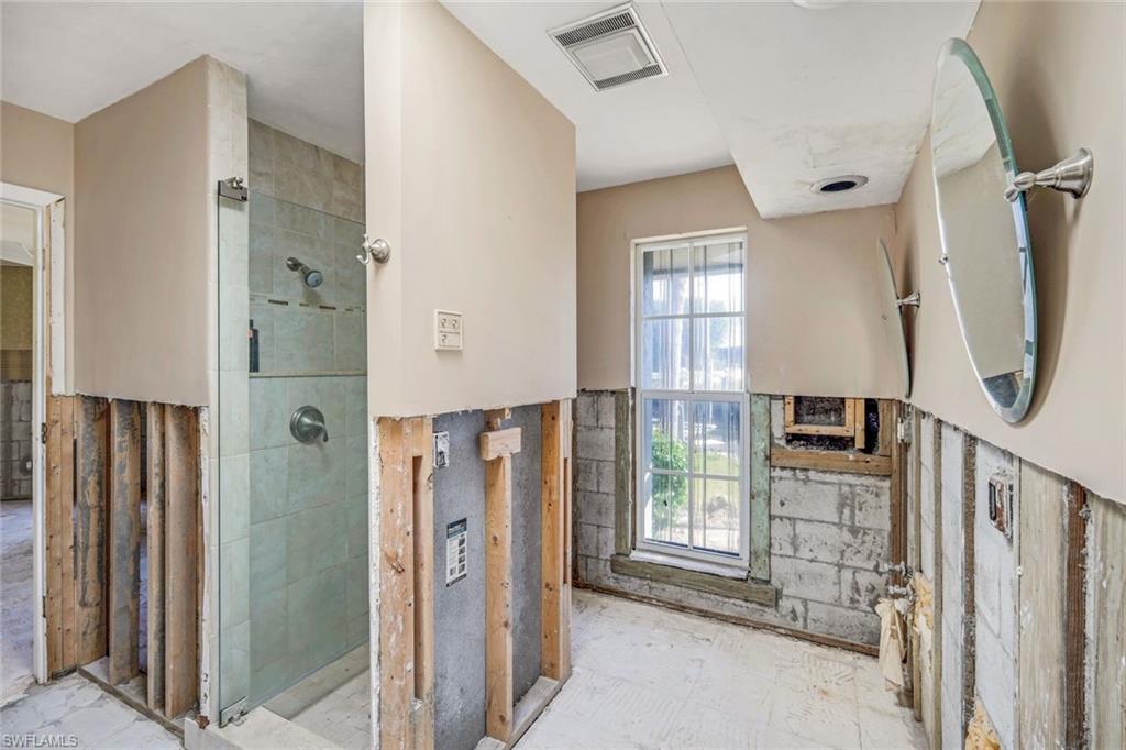 27151 Flossmoor Dr Property Photo 15