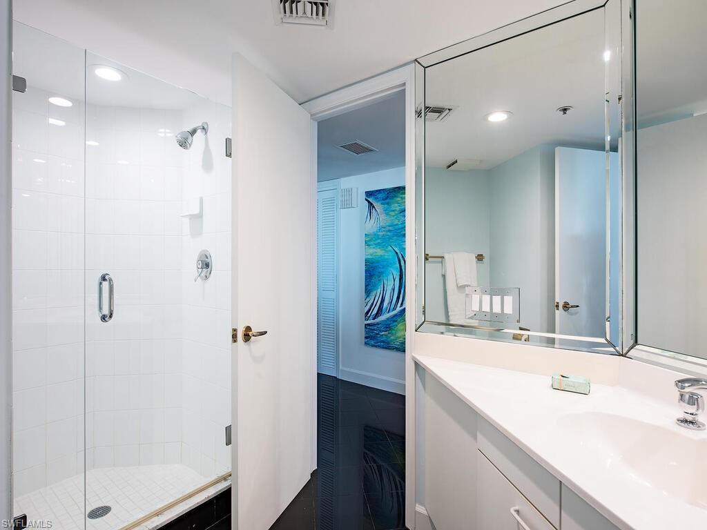 8111 Bay Colony Dr # 1403 Property Photo 11