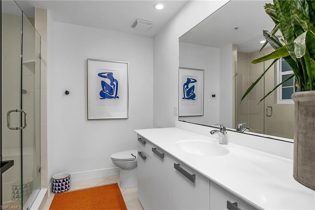 337 Vintage Bay Dr # D28 Property Photo 20
