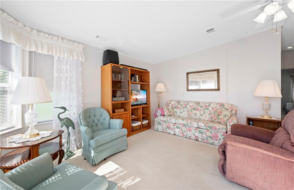 126 Wispy Dr Property Photo 2